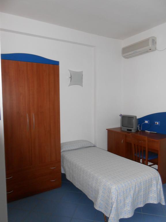 Albergo Godenizzo Пескичи Экстерьер фото
