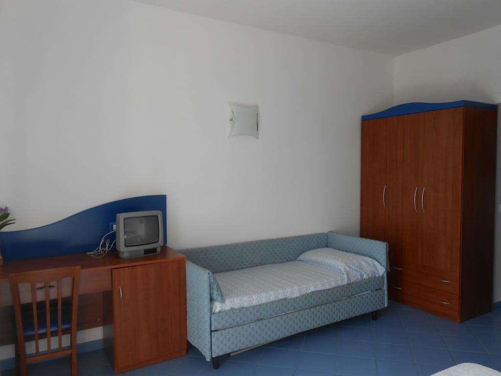 Albergo Godenizzo Пескичи Экстерьер фото