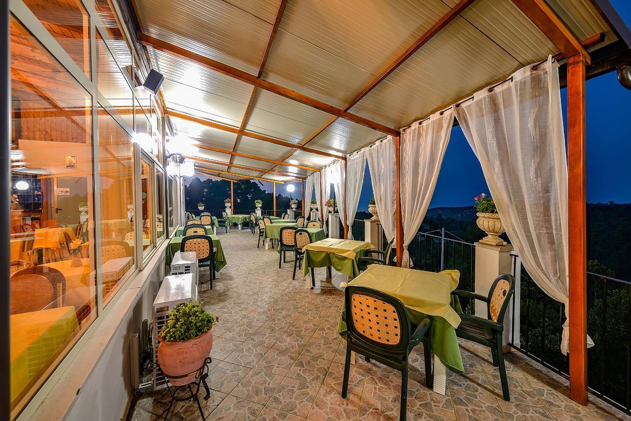 Albergo Godenizzo Пескичи Экстерьер фото